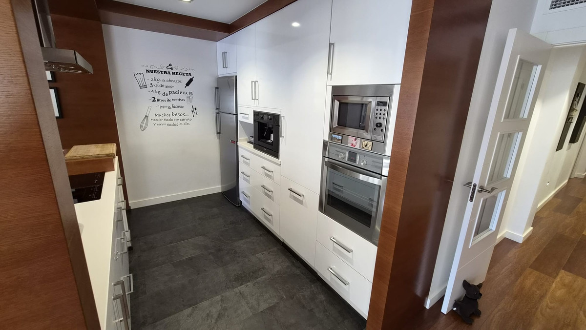 Appartement te koop in Torrevieja | 4 slaapkamers H5466247