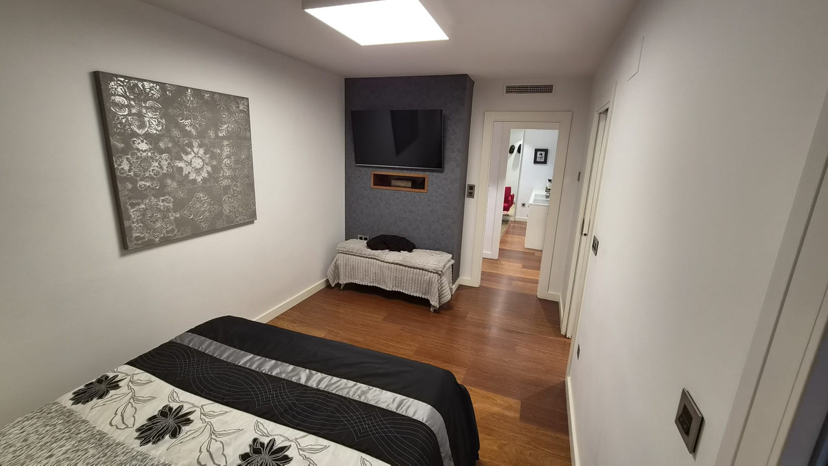 Appartement te koop in Torrevieja | 4 slaapkamers H5466247