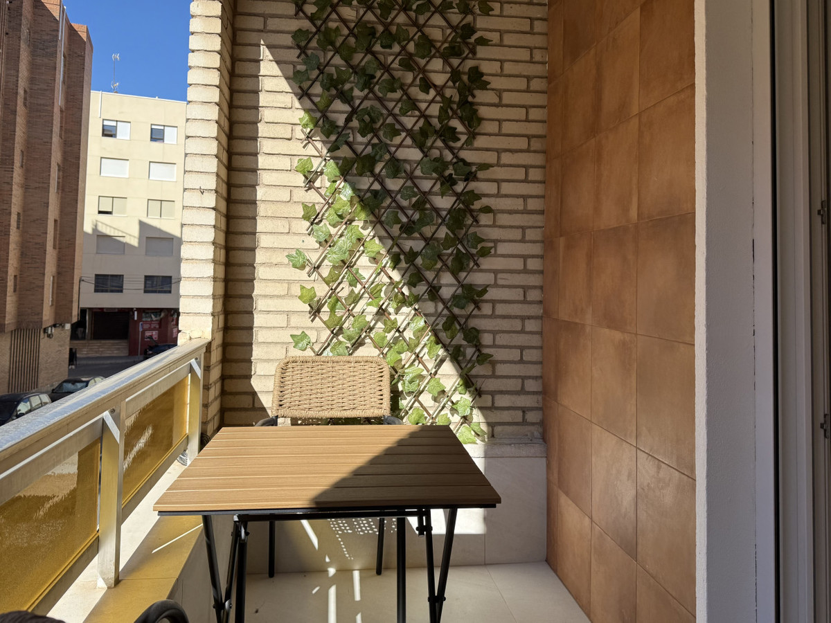 Appartement te koop in Torrevieja | 4 slaapkamers H5467396