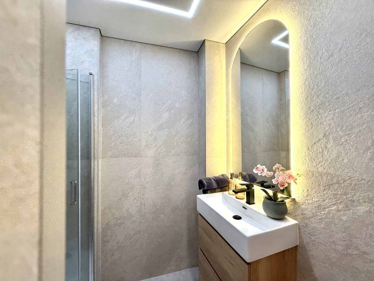 Appartement te koop in Torrevieja | 4 slaapkamers H5467396