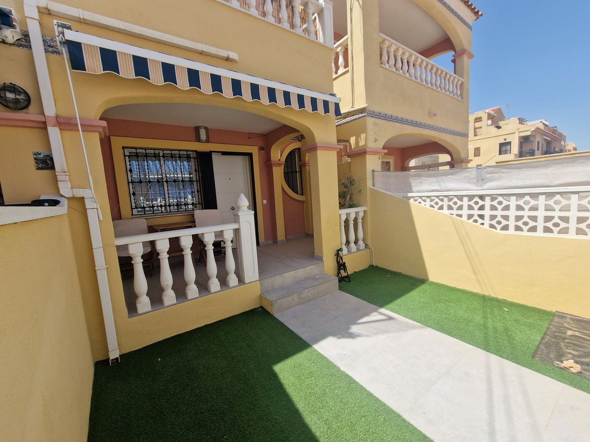 Huis te koop in Torrevieja | 2 slaapkamers H5468407