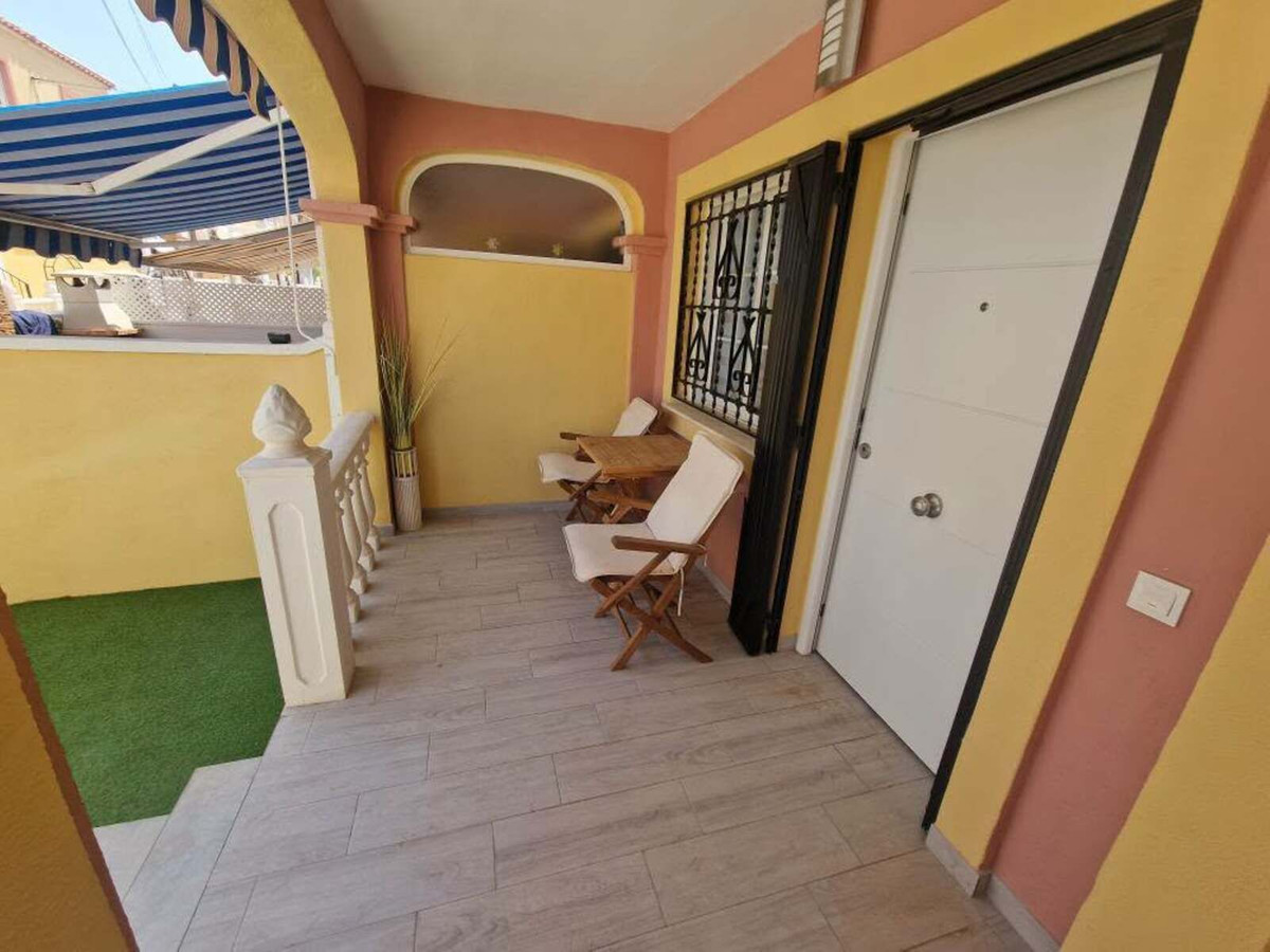 Huis te koop in Torrevieja | 2 slaapkamers H5468407
