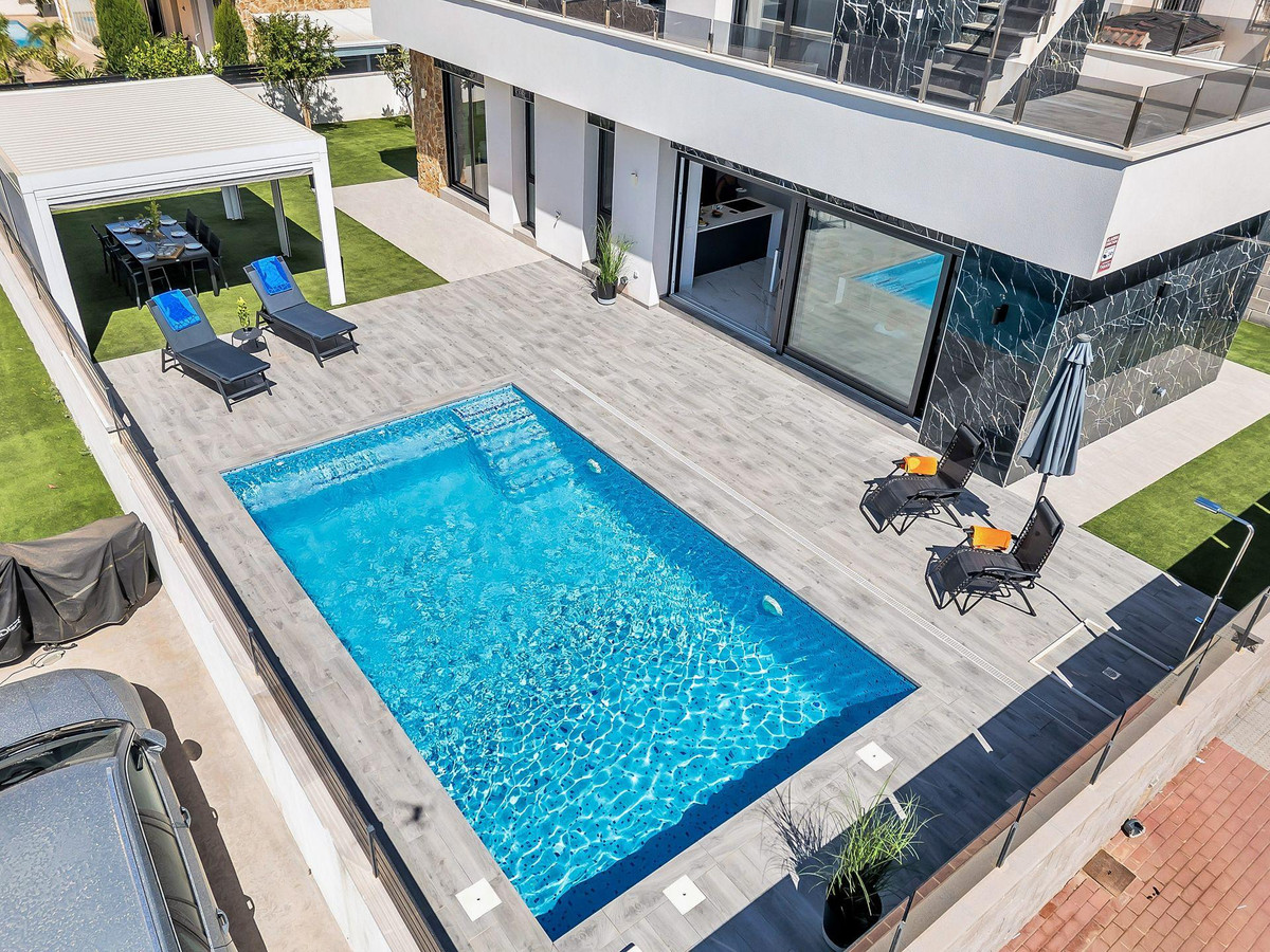 Appartement te koop in Torrevieja | 3 slaapkamers H5484790