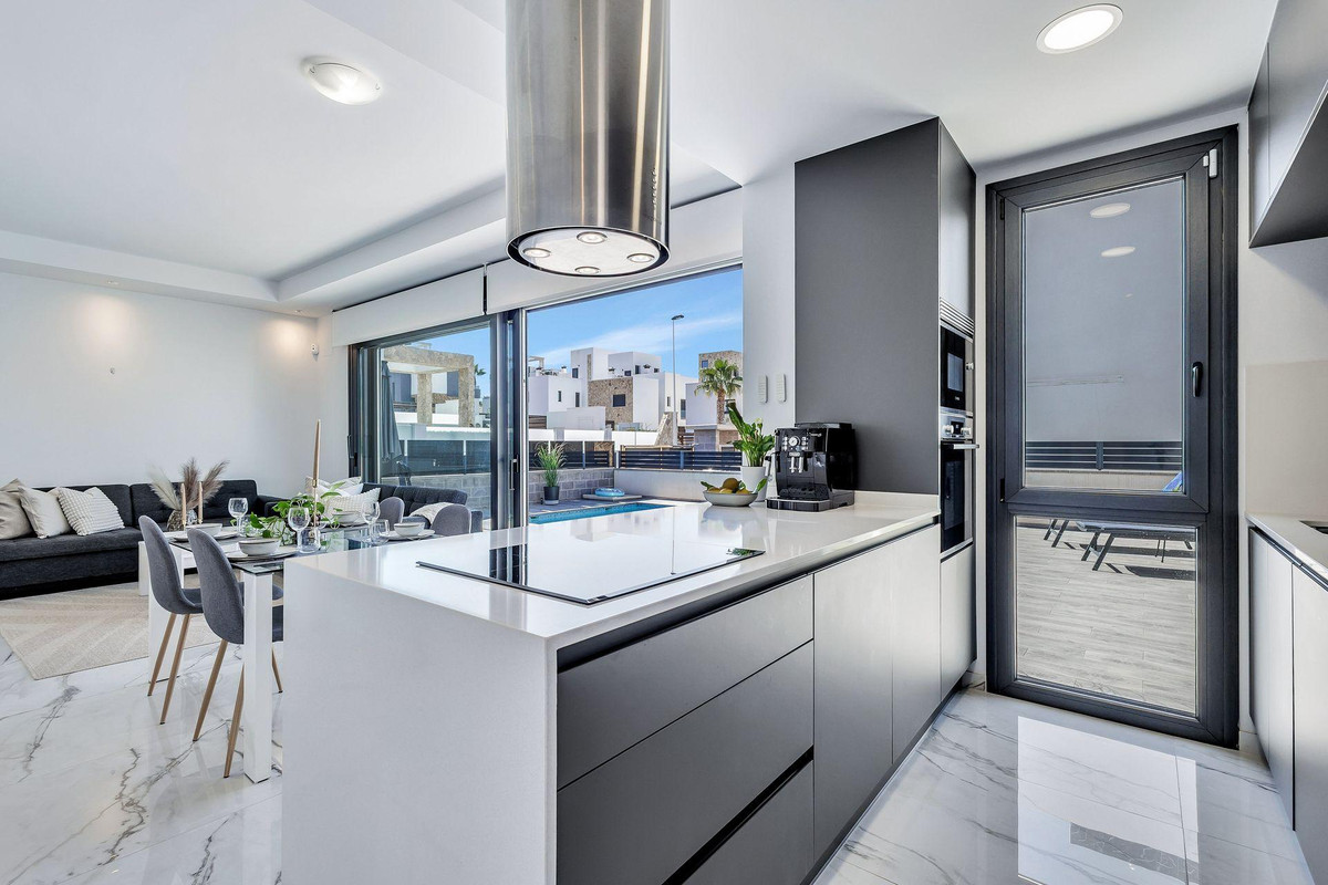 Appartement te koop in Torrevieja | 3 slaapkamers H5484790
