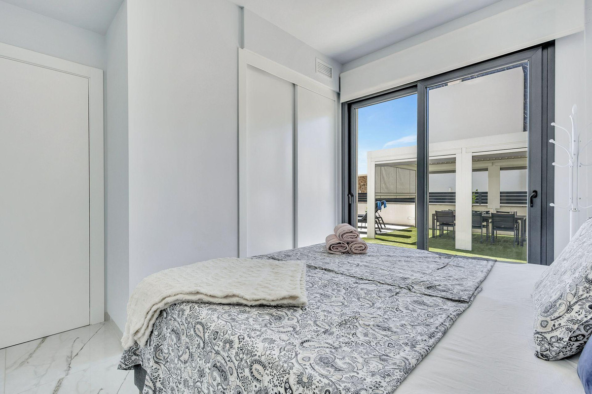 Appartement te koop in Torrevieja | 3 slaapkamers H5484790