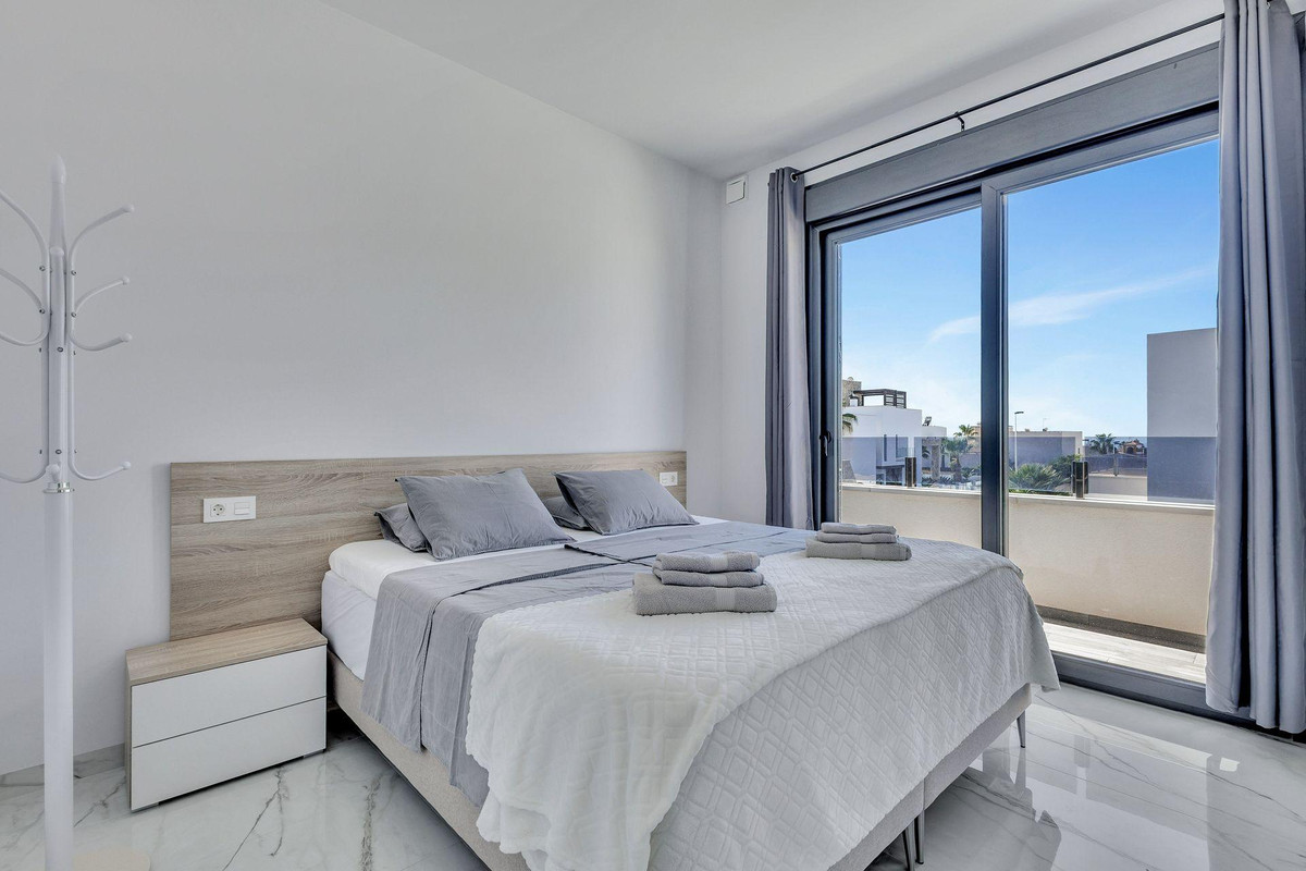 Appartement te koop in Torrevieja | 3 slaapkamers H5484790