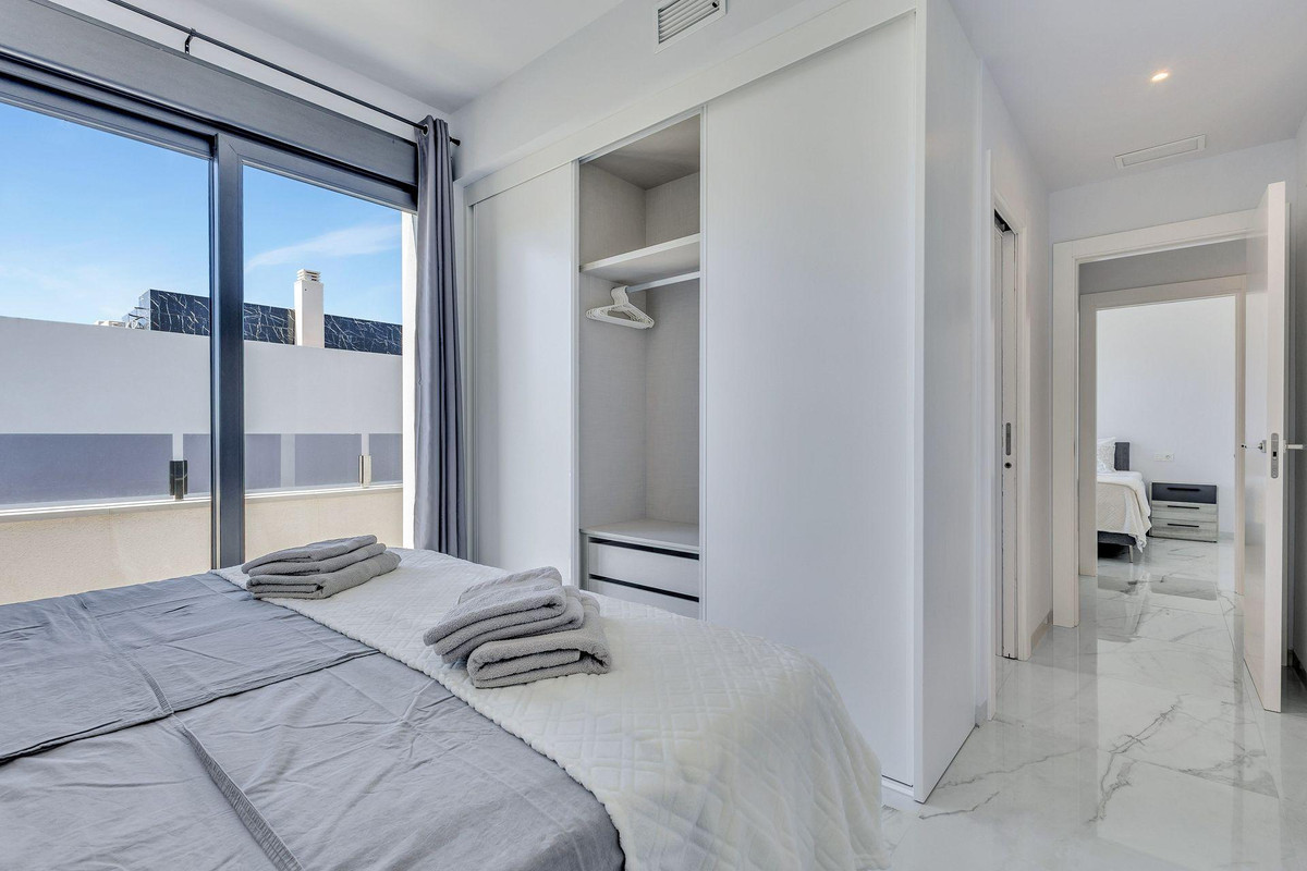 Appartement te koop in Torrevieja | 3 slaapkamers H5484790