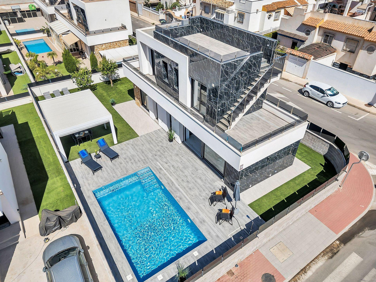 Appartement te koop in Torrevieja | 3 slaapkamers H5484790