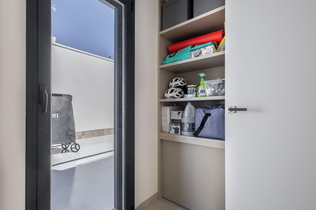 Appartement te koop in Torrevieja | 4 slaapkamers H5484799