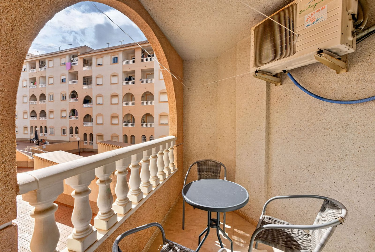 Percelen te koop in Torrevieja | 2 slaapkamers H5486371