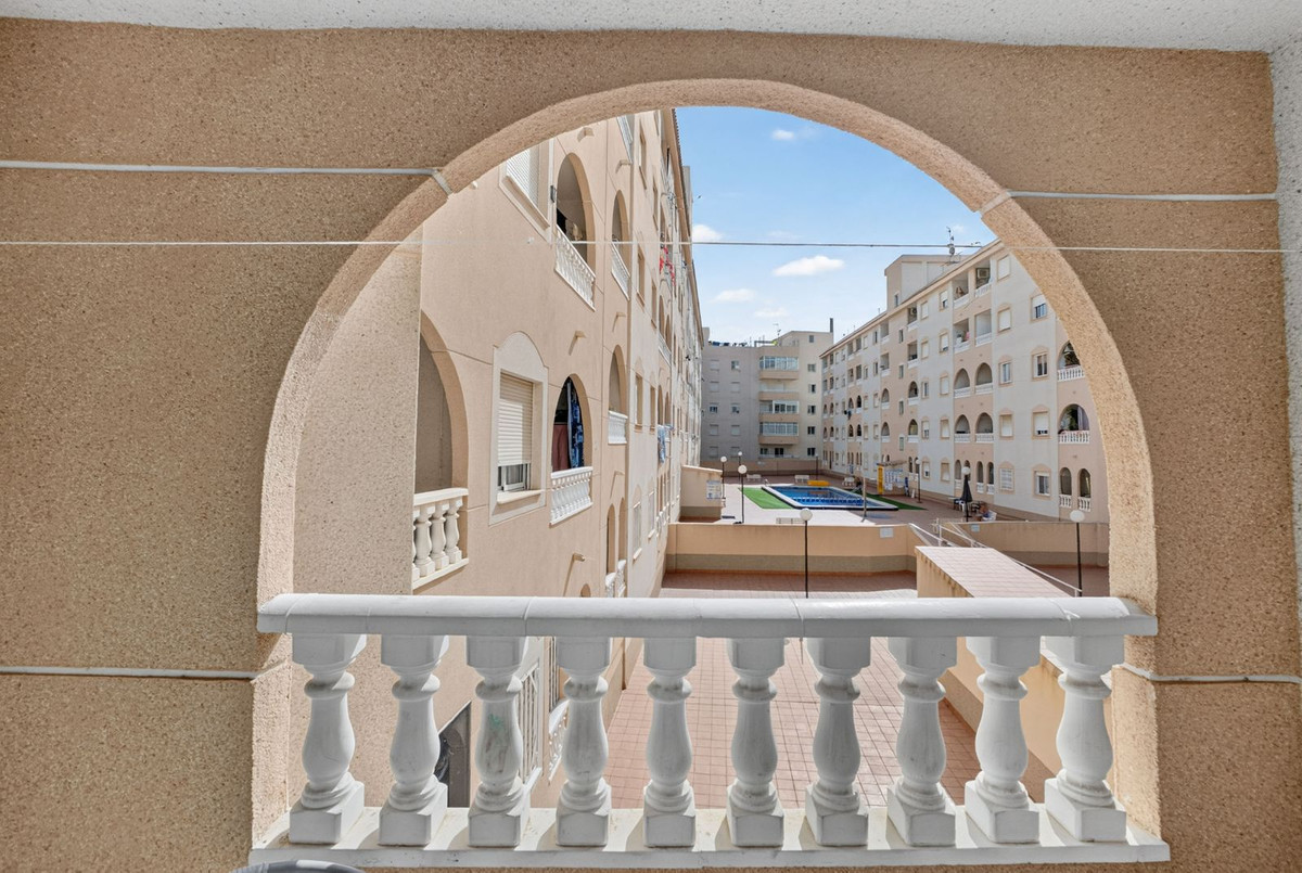 Percelen te koop in Torrevieja | 2 slaapkamers H5486371