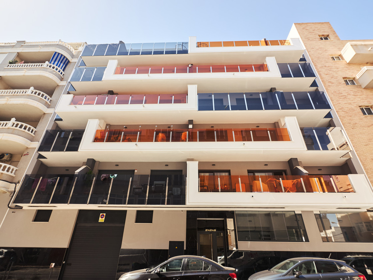 Appartement te koop in Torrevieja | 2 slaapkamers H5488108