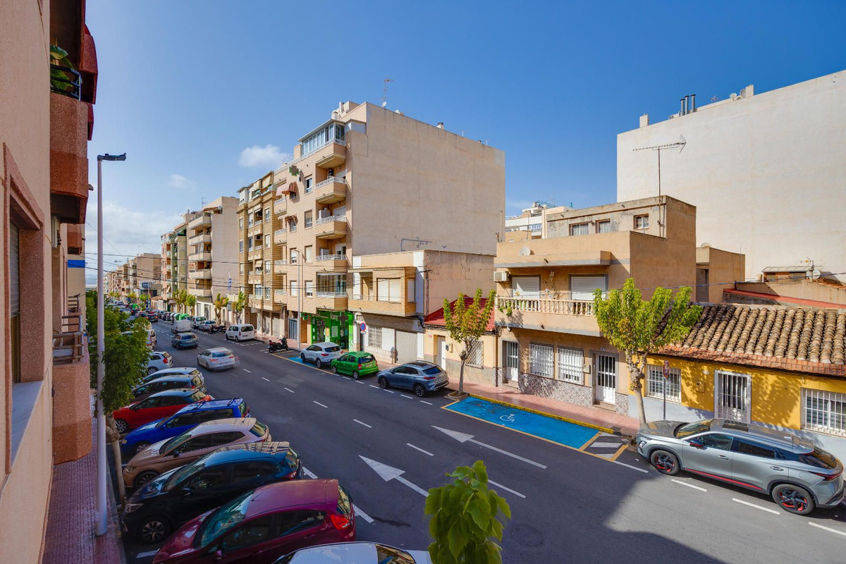 Appartement te koop in Torrevieja | 5 slaapkamers H5495131