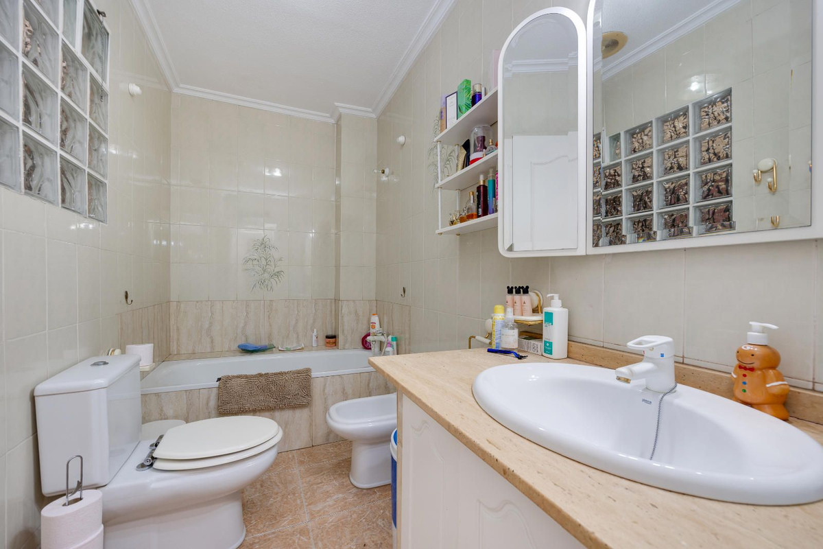 Appartement te koop in Torrevieja | 5 slaapkamers H5495131