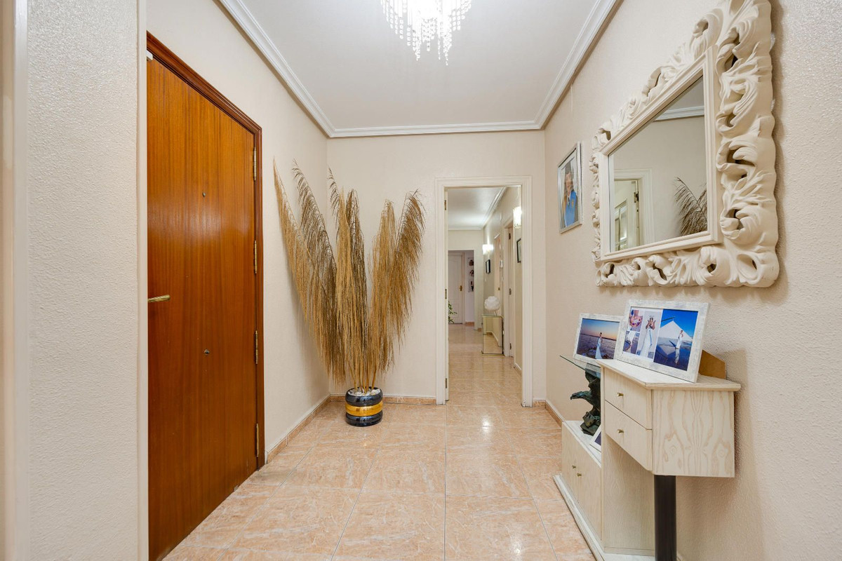 Appartement te koop in Torrevieja | 5 slaapkamers H5495131