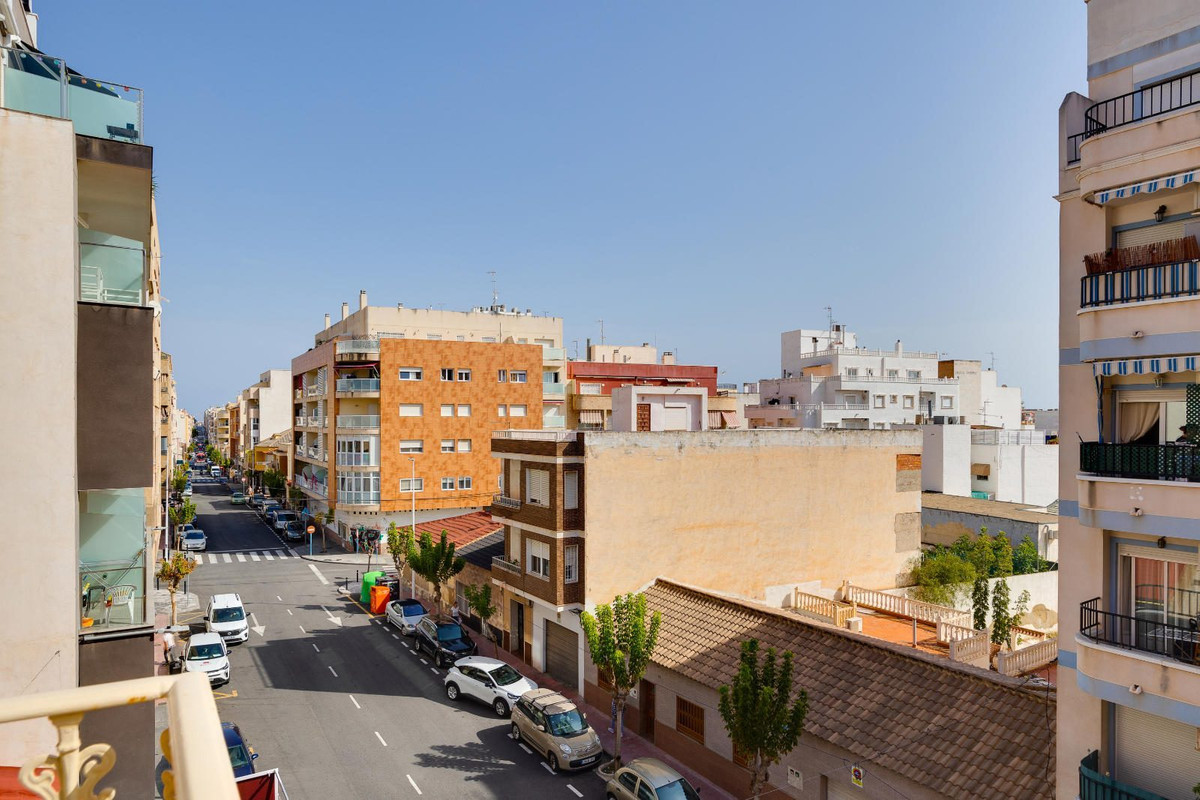 Appartement te koop in Torrevieja | 3 slaapkamers H5495158