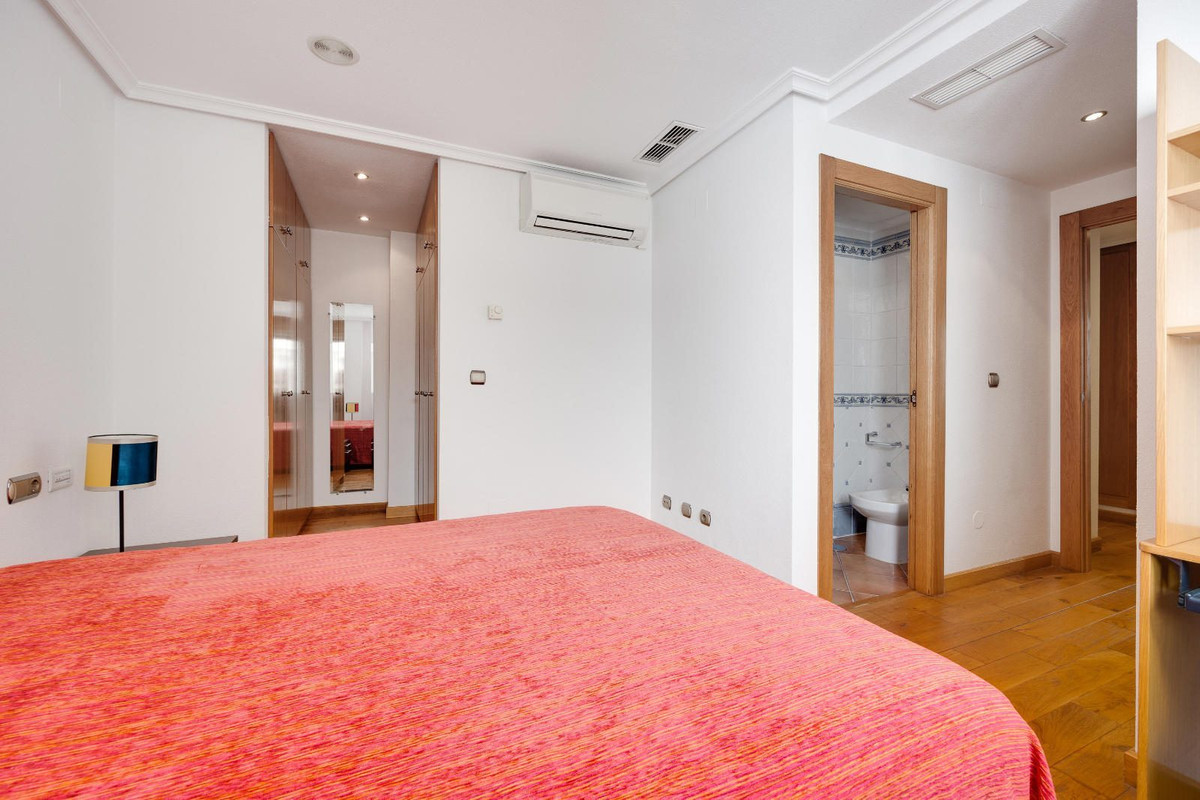 Penthouse te koop in Torrevieja | 3 slaapkamers H5495170