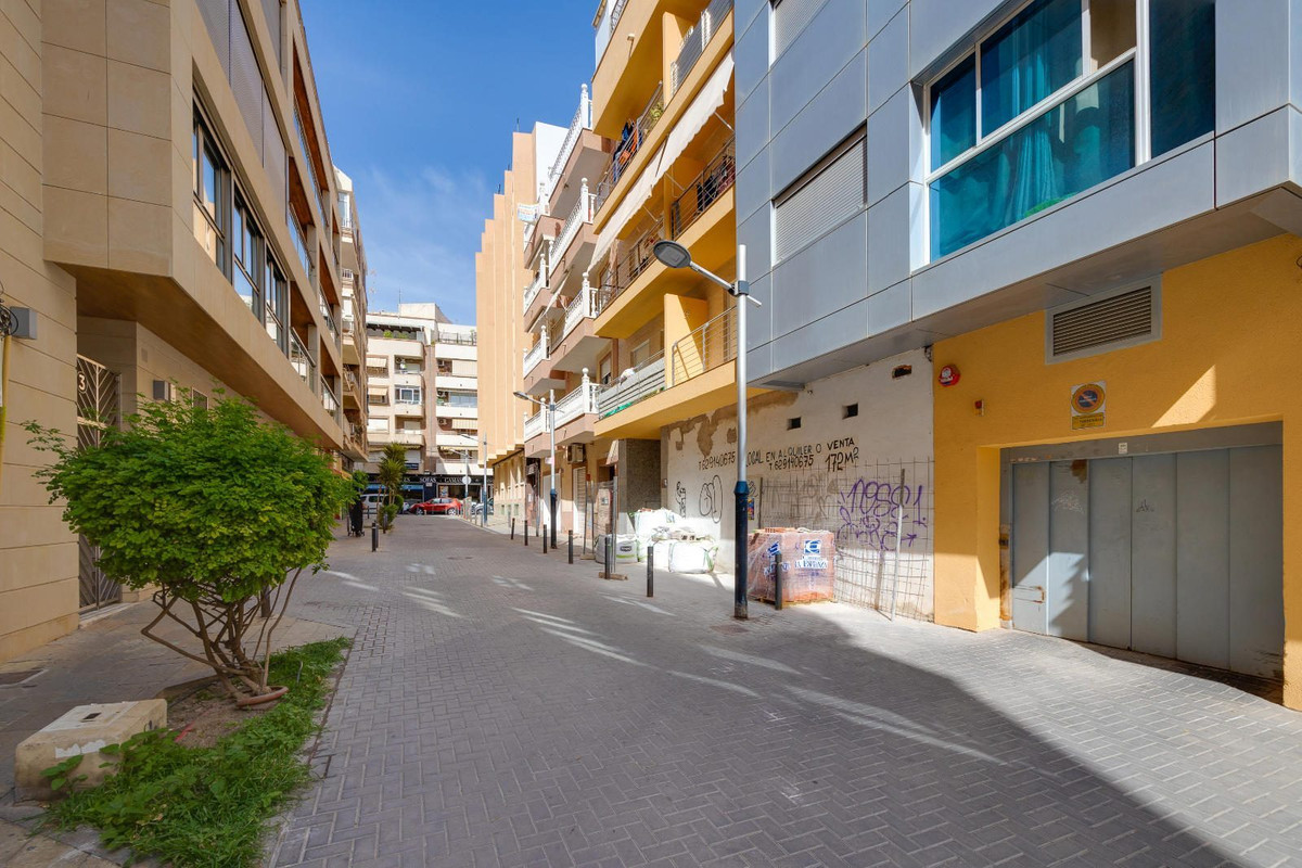 Penthouse te koop in Torrevieja | 3 slaapkamers H5495170
