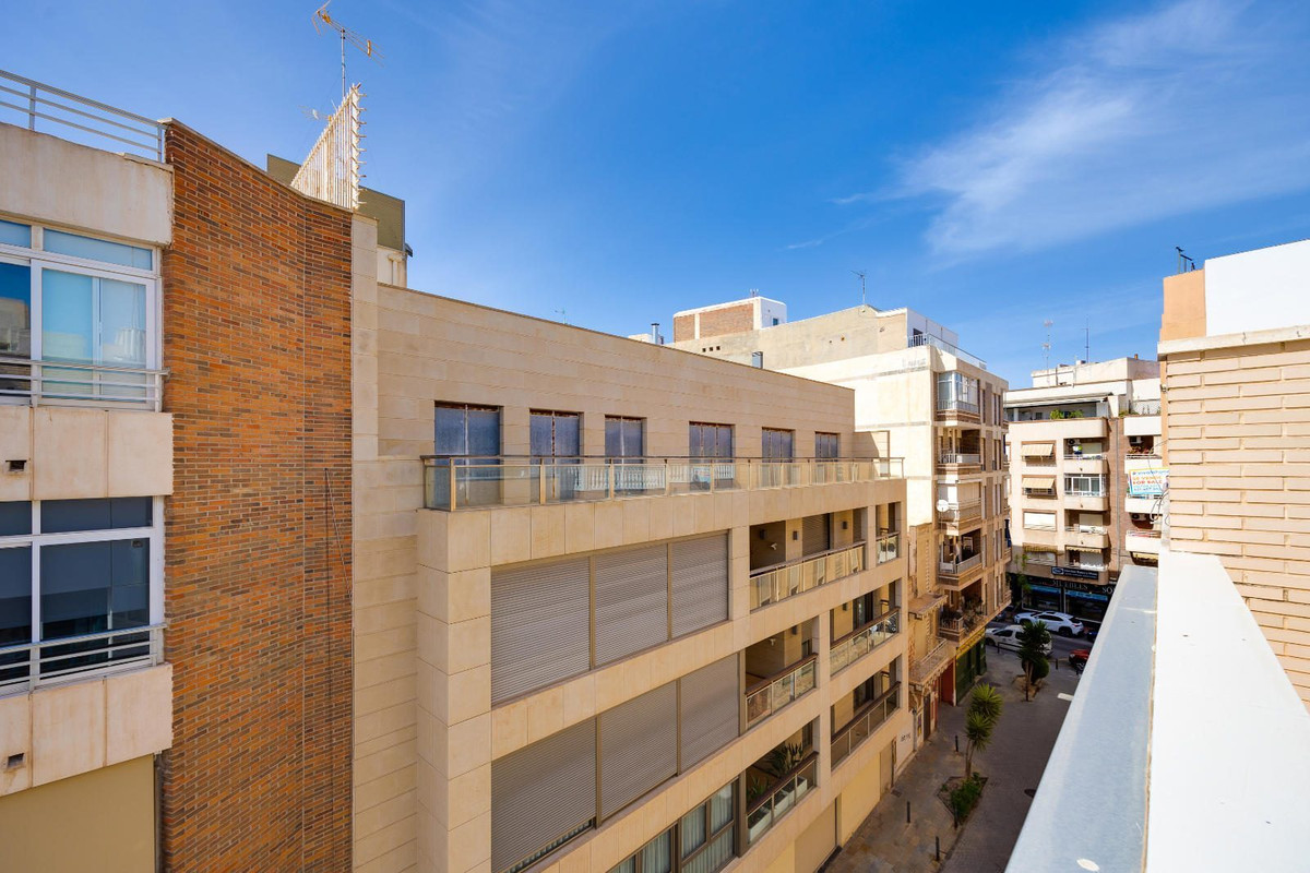 Penthouse te koop in Torrevieja | 3 slaapkamers H5495170