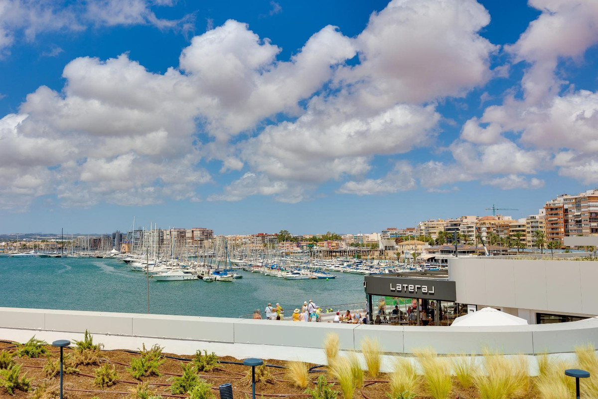 Penthouse te koop in Torrevieja | 3 slaapkamers H5495170