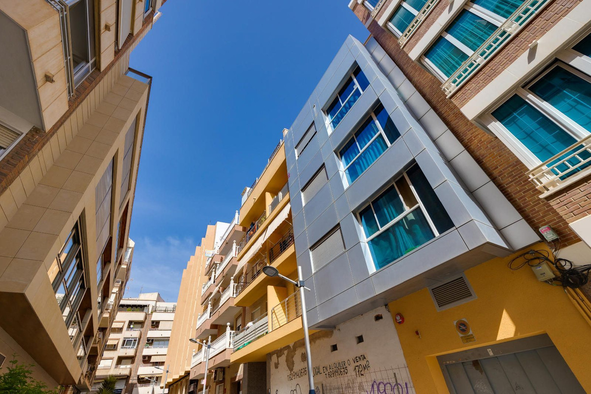 Penthouse te koop in Torrevieja | 3 slaapkamers H5495170