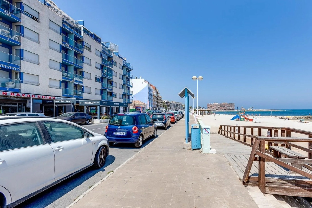 Penthouse te koop in Torrevieja | 3 slaapkamers H5495557