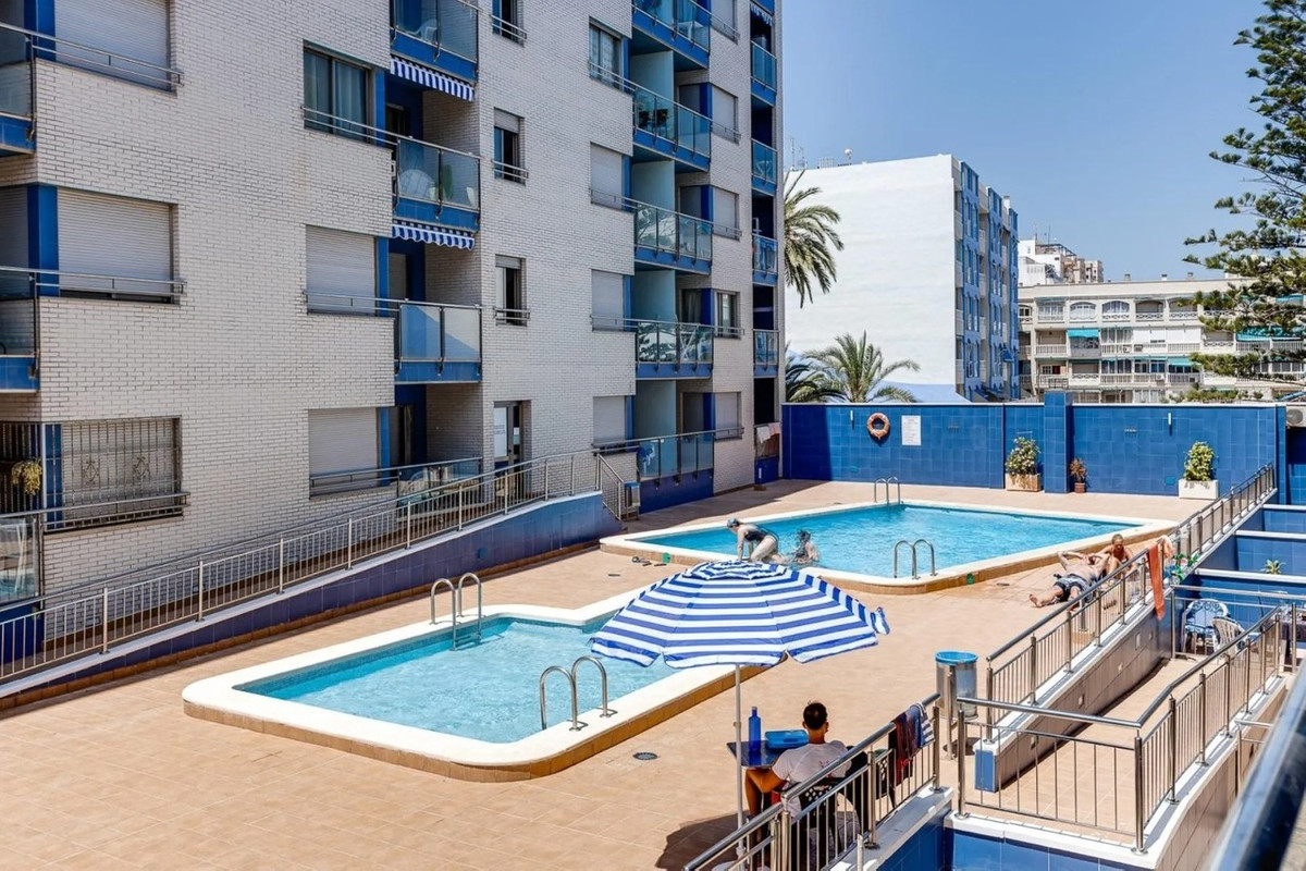 Penthouse te koop in Torrevieja | 3 slaapkamers H5495557