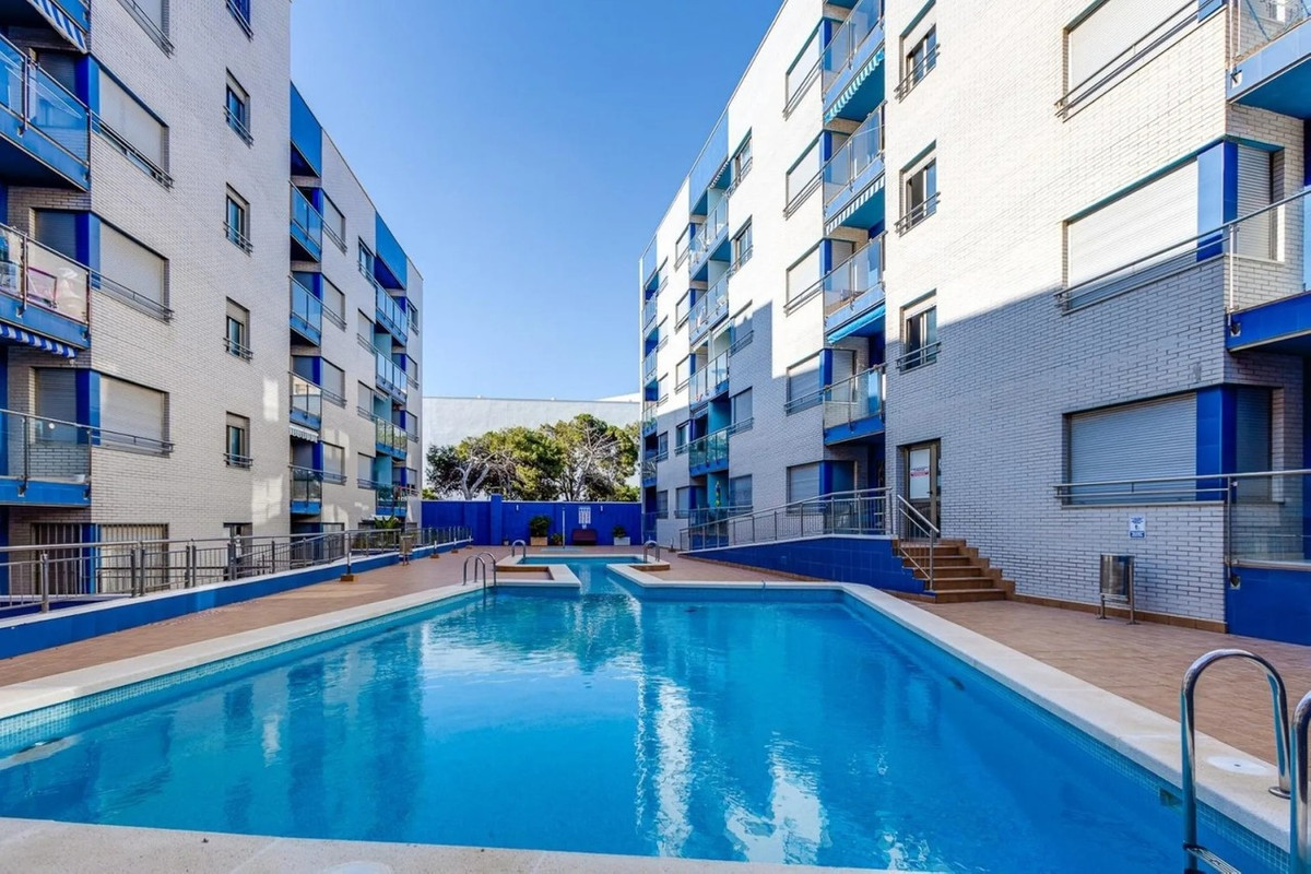 Penthouse te koop in Torrevieja | 3 slaapkamers H5495557