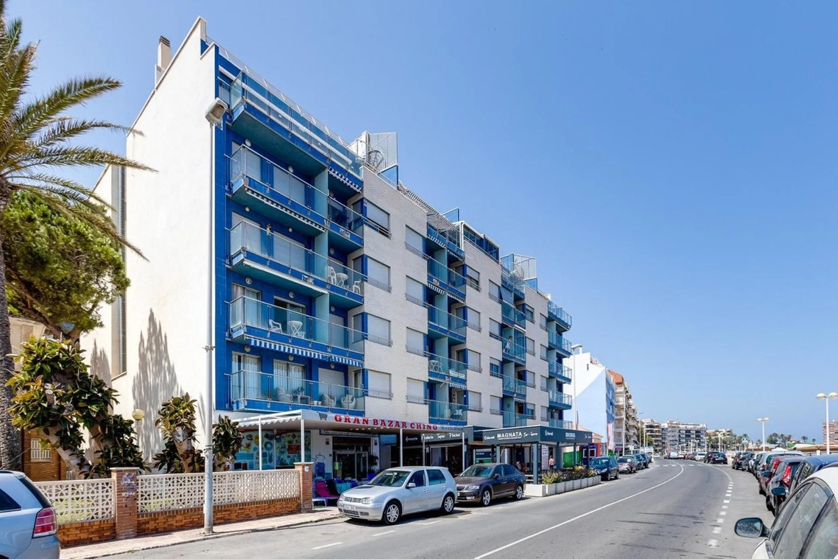 Penthouse te koop in Torrevieja | 3 slaapkamers H5495557