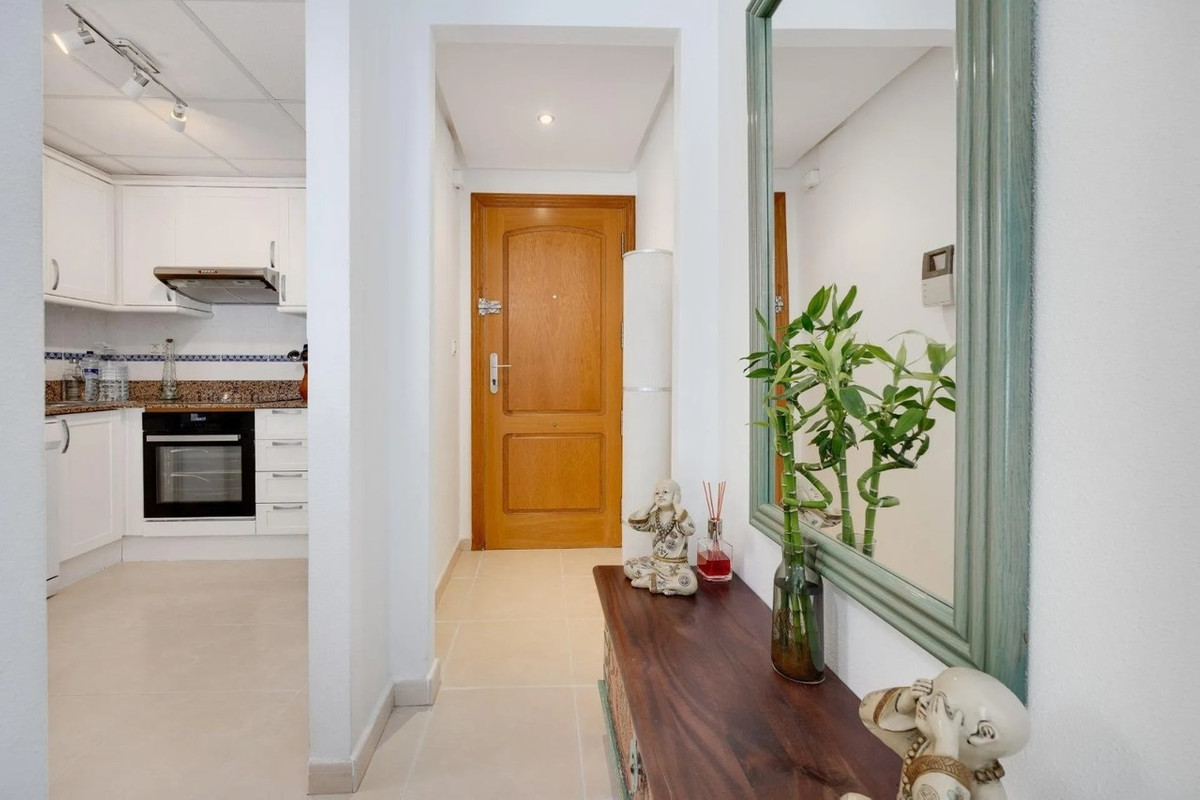 Penthouse te koop in Torrevieja | 3 slaapkamers H5495557