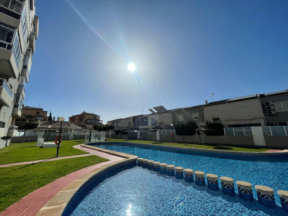 Appartement te koop in Torrevieja | 3 slaapkamers H5498602