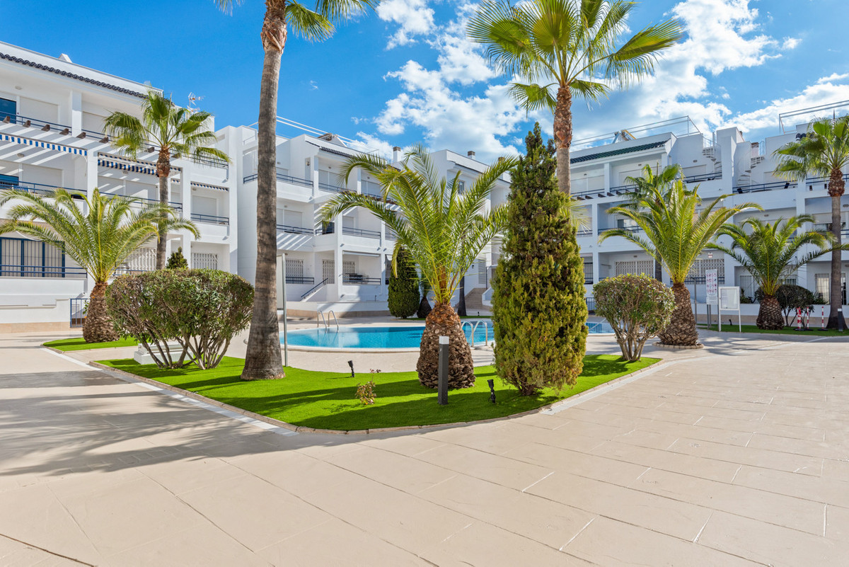 Appartement te koop in Torrevieja | 3 slaapkamers H5506696
