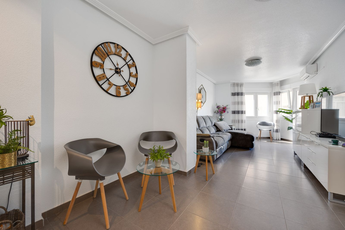 Appartement te koop in Torrevieja | 3 slaapkamers H5507962