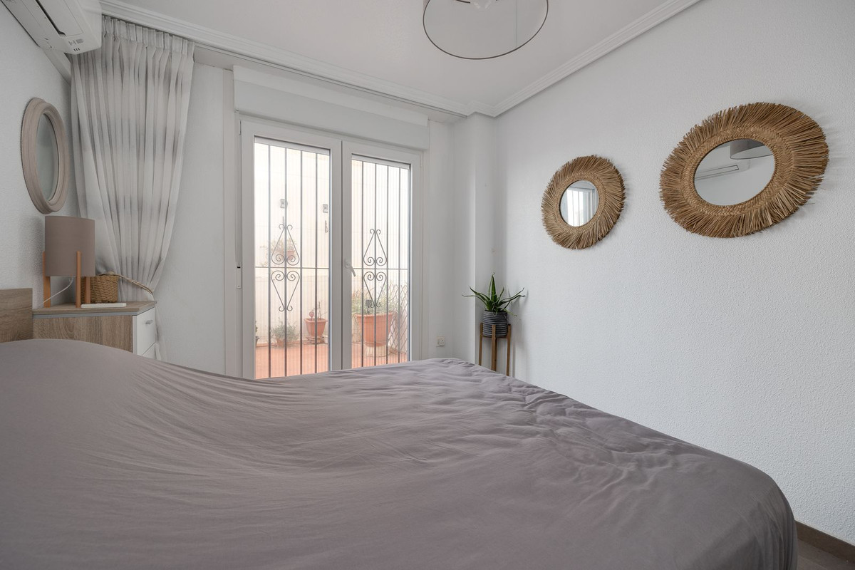Appartement te koop in Torrevieja | 3 slaapkamers H5507962