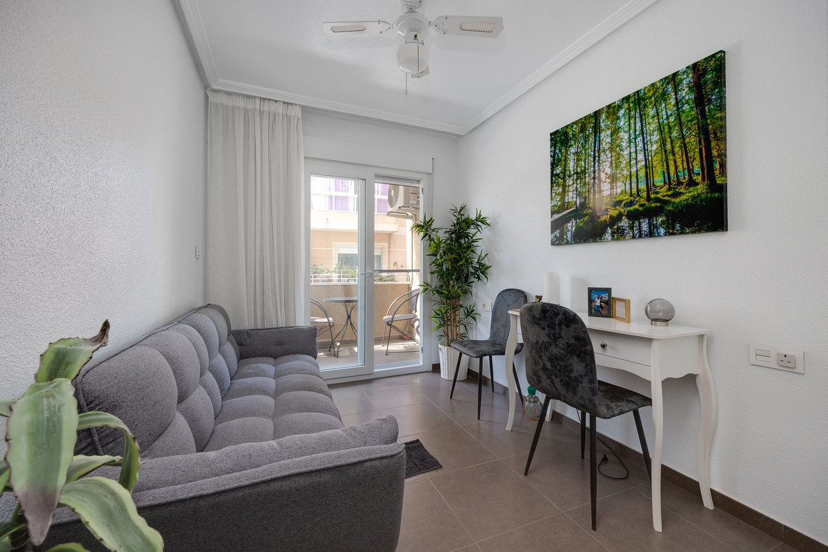 Appartement te koop in Torrevieja | 3 slaapkamers H5507962