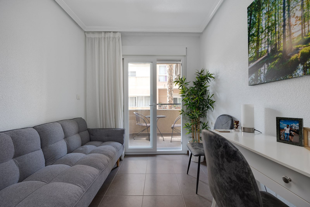 Appartement te koop in Torrevieja | 3 slaapkamers H5507962