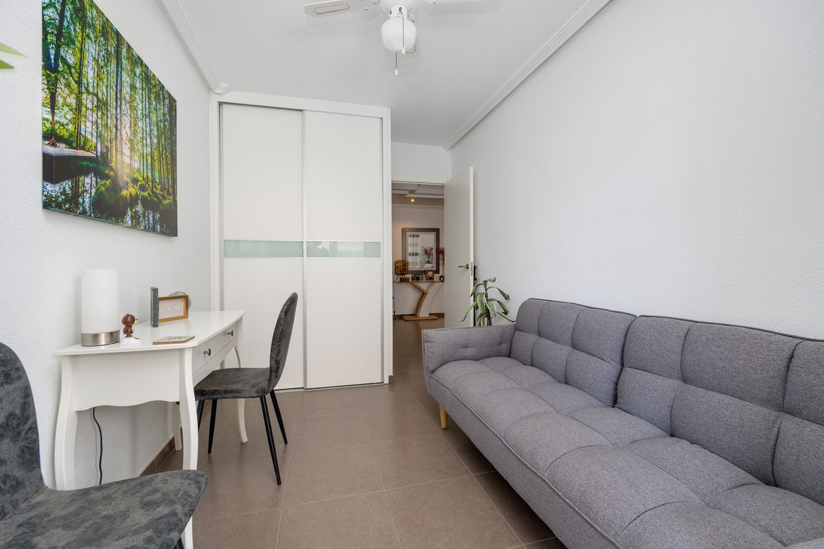 Appartement te koop in Torrevieja | 3 slaapkamers H5507962