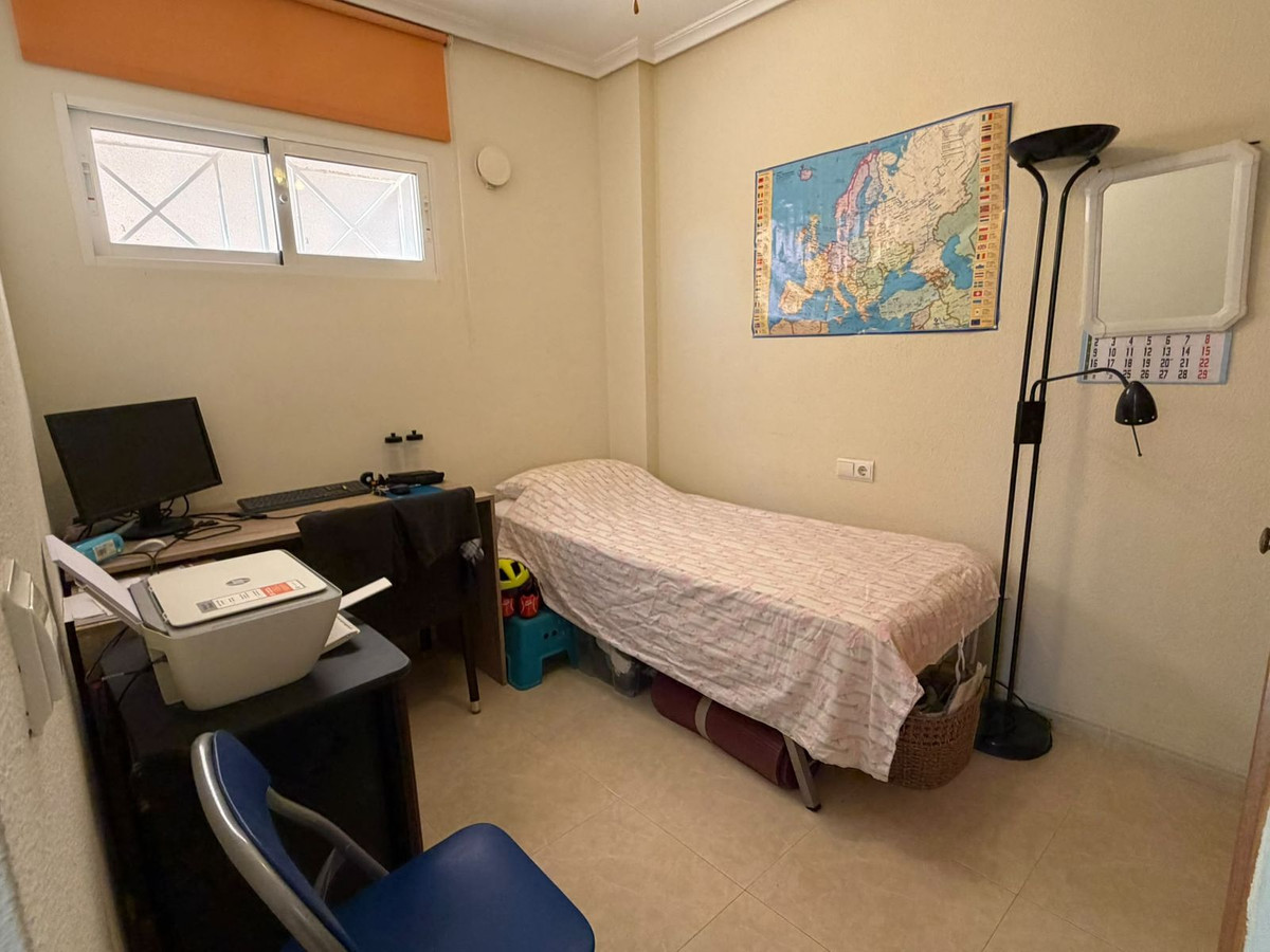 Appartement te koop in Torrevieja | 2 slaapkamers H5509855