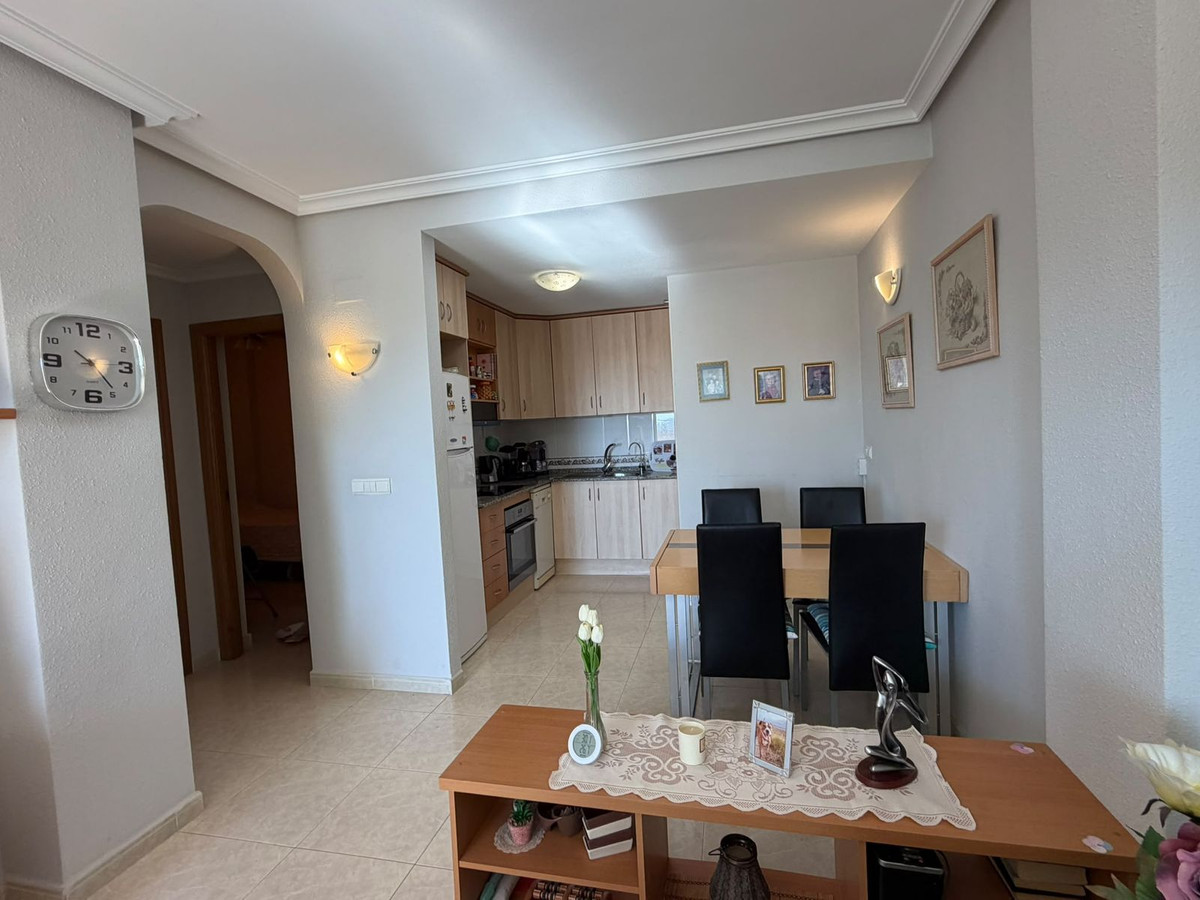 Appartement te koop in Torrevieja | 2 slaapkamers H5509855