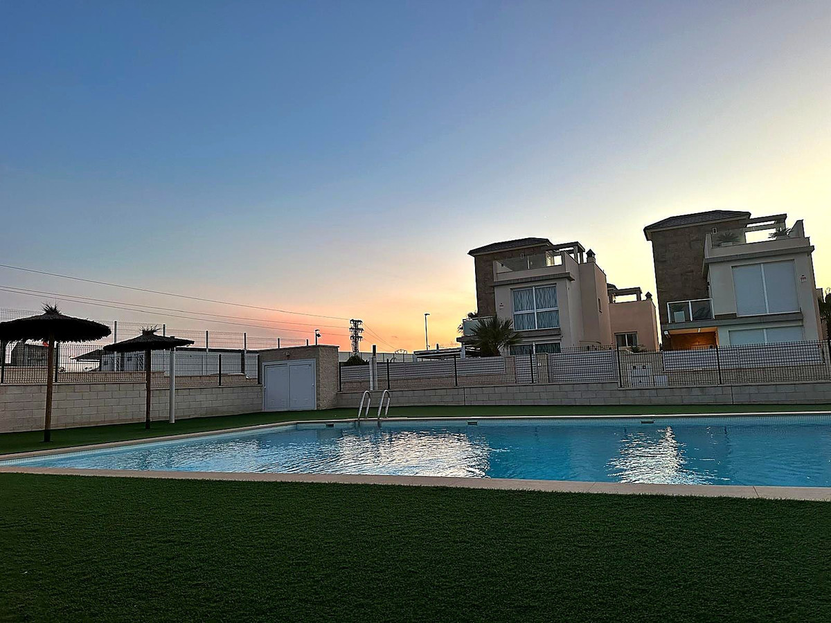 Appartement te koop in Torrevieja | 3 slaapkamers H5516215