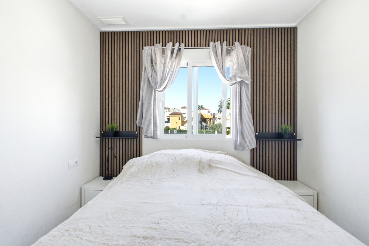 Appartement te koop in Torrevieja | 2 slaapkamers H5516437