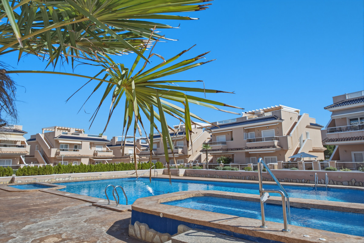 Appartement te koop in Torrevieja | 2 slaapkamers H5516437