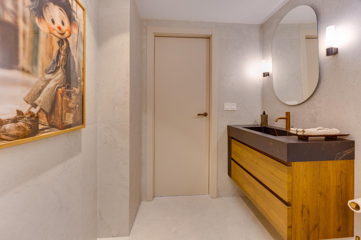 Property main view 36