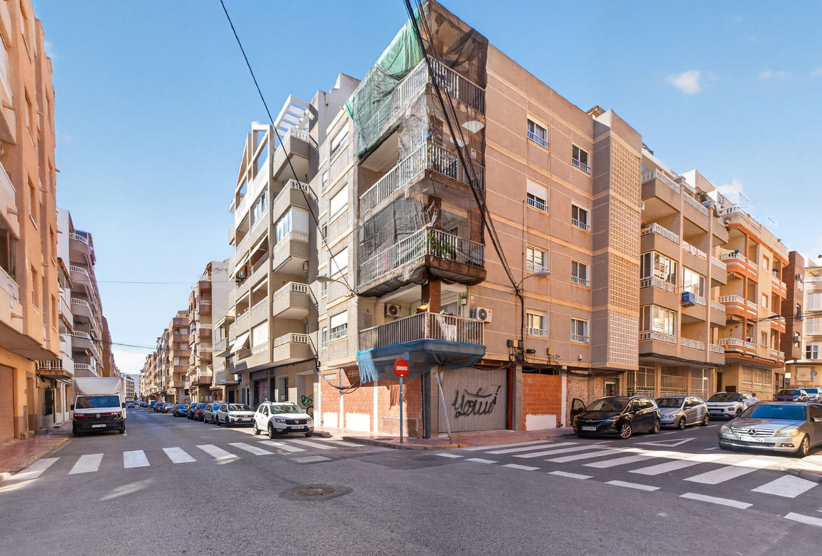 Appartement te koop in Torrevieja | 3 slaapkamers H5528470