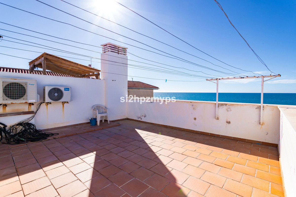 Bovenverdieping Appartement in Torrox-18