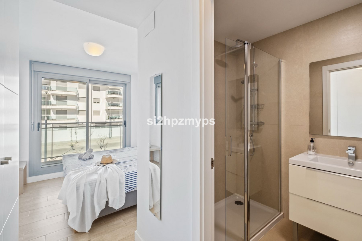 Appartement te koop in Torrox | 4 slaapkamers H5287537