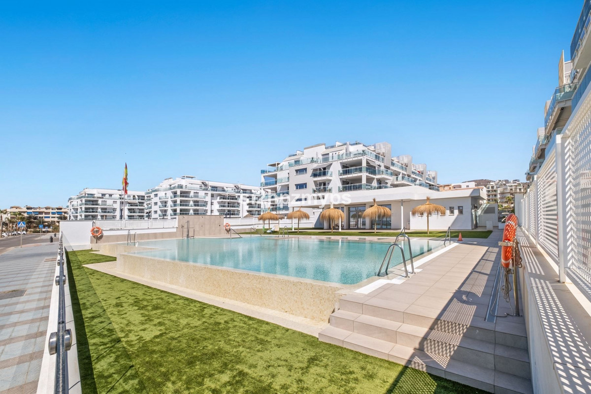 Appartement te koop in Torrox | 4 slaapkamers H5287537