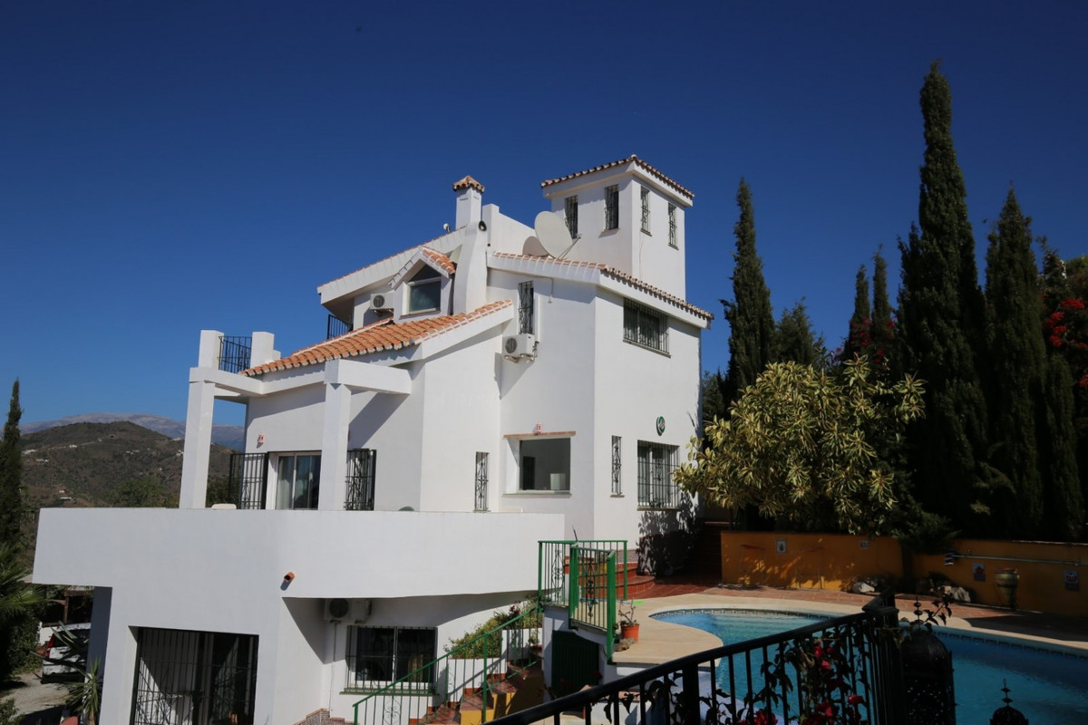 Property main view 42