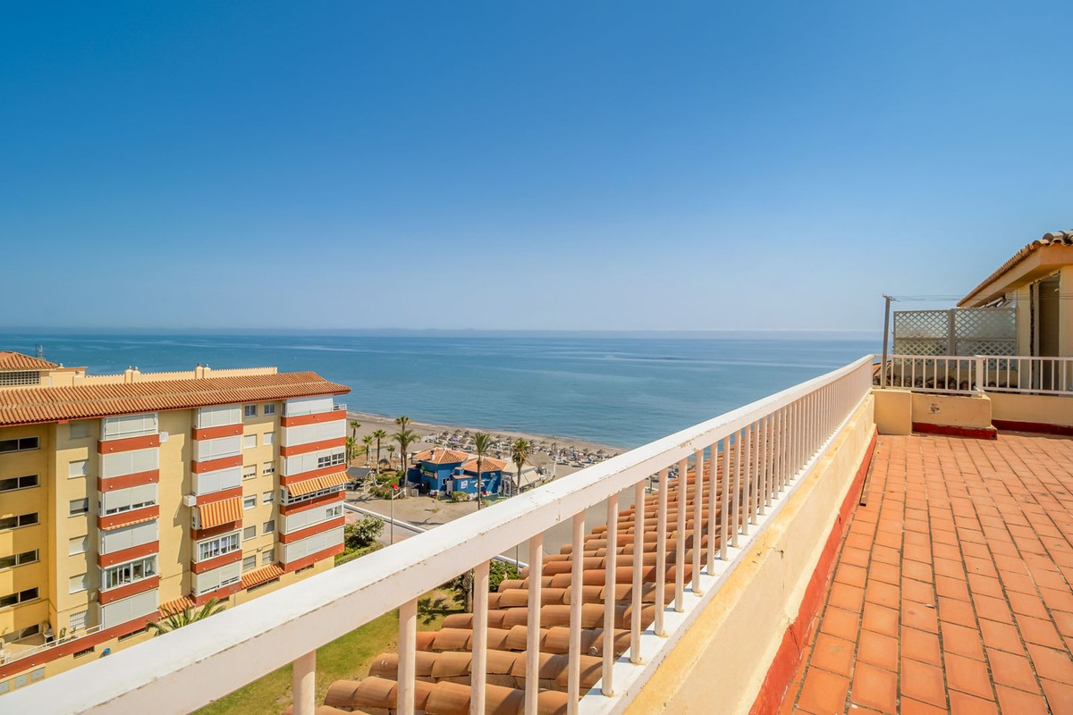Apartment for sale in Torrox Costa | 1 bedrooms H5067043