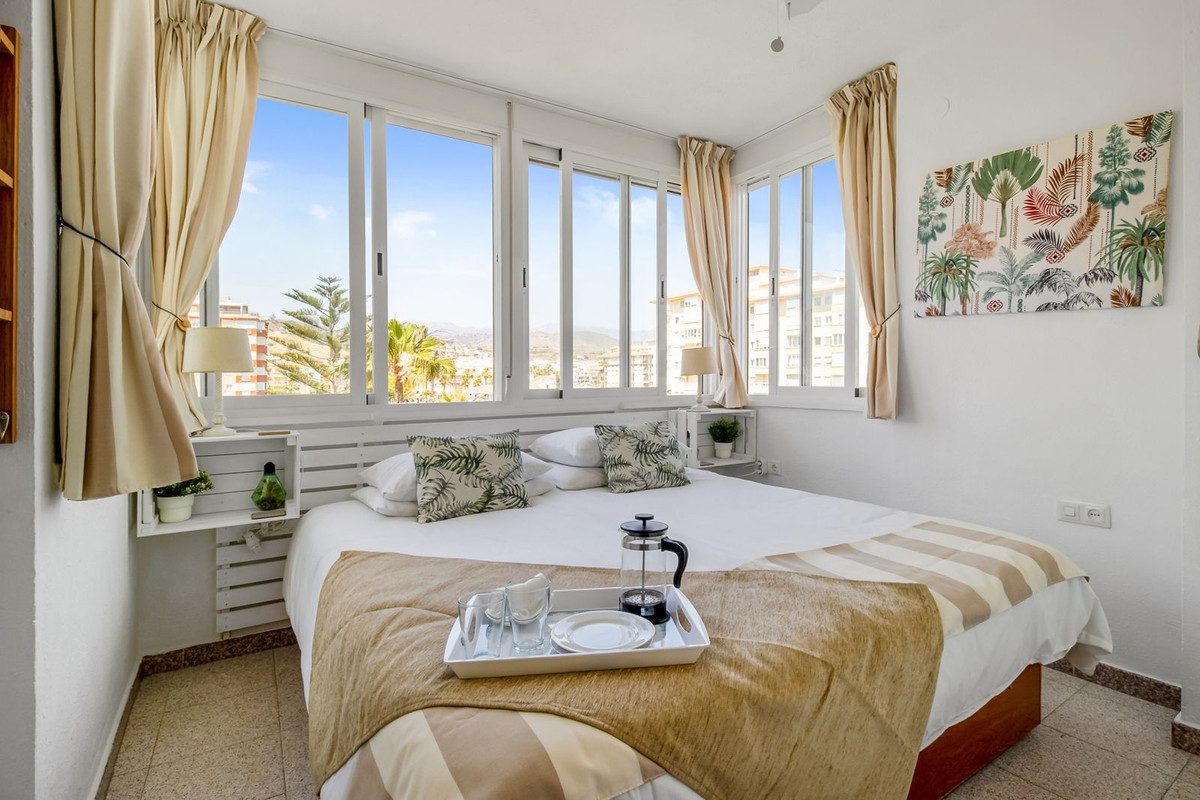 Apartment for sale in Torrox Costa | 1 bedrooms H5067043